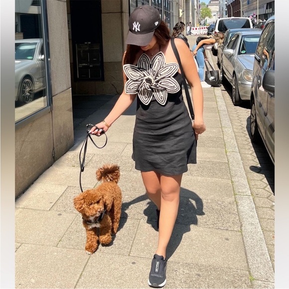 ZARA BLOGGERS FAVORITE FLOWER CROCHET KNIT DRESS - Picture 4 of 17